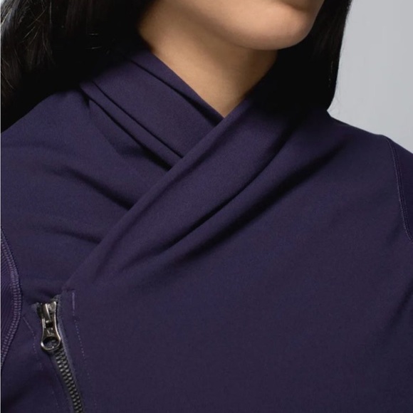 Lululelmon BHAKTI Jacket SIZE 6 Yoga CLASSIC Black Grape Plum Purple Define Wrap - Picture 5 of 12